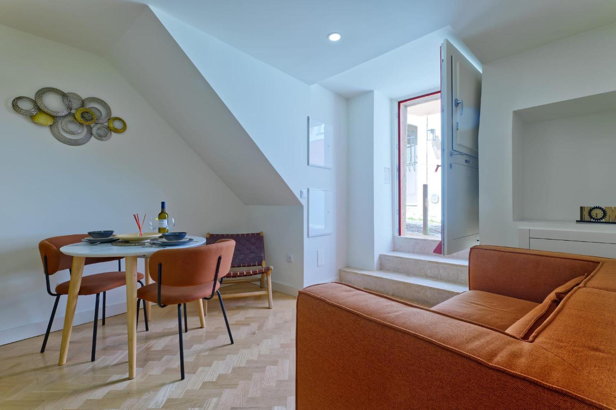 New Flat And Appartement