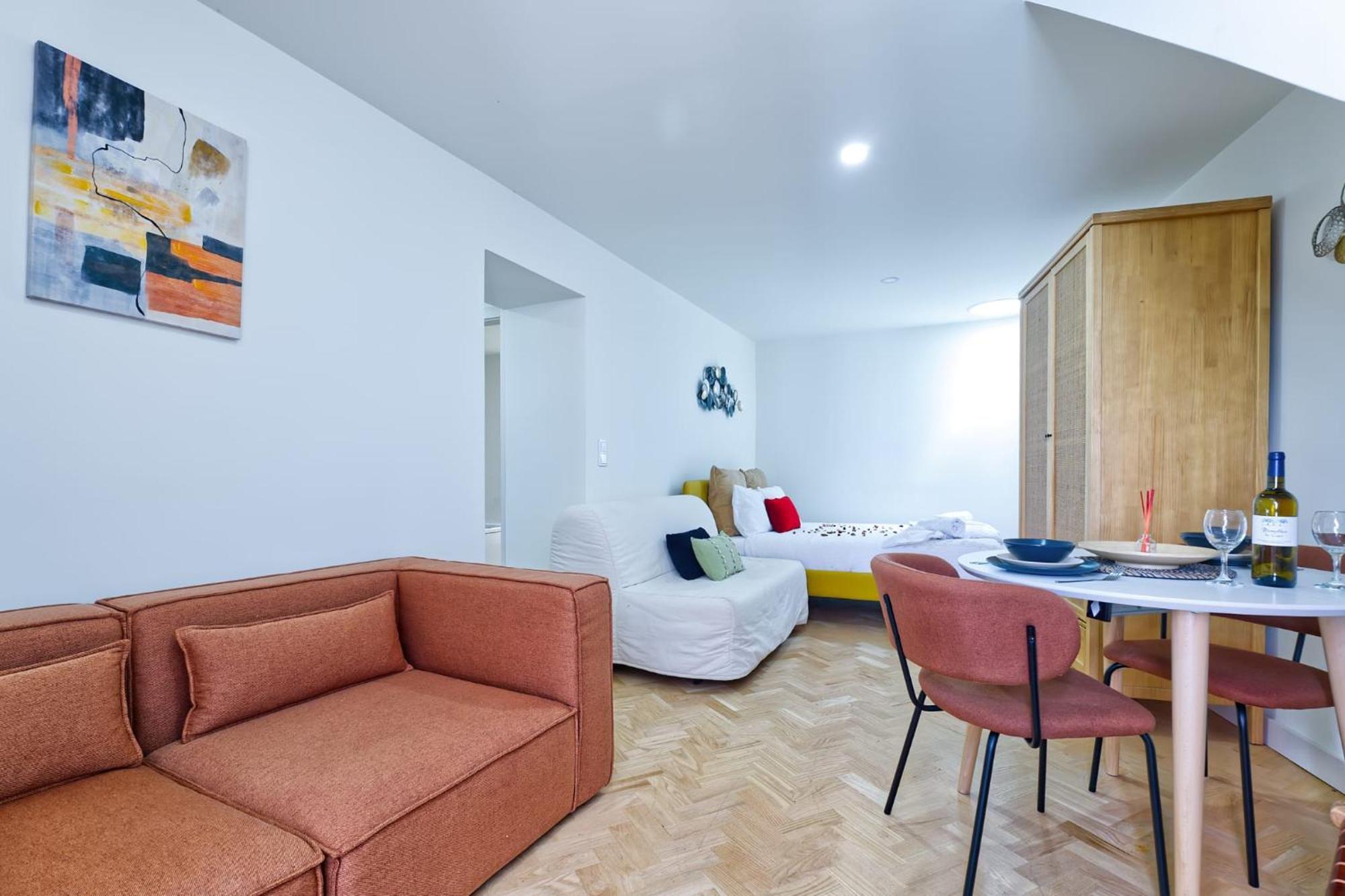 New Flat And Appartement